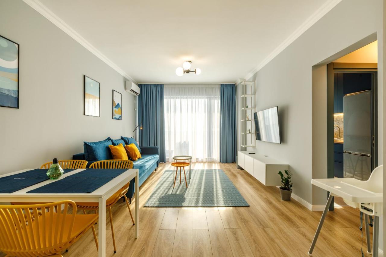 Lucky 13 Apartment Mamaia Exterior photo