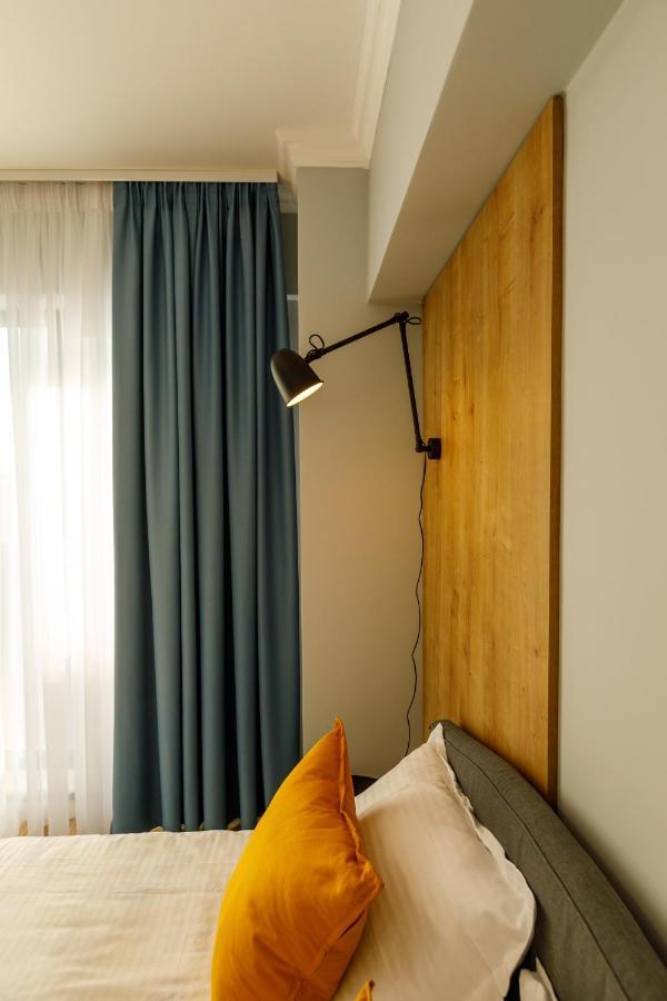 Lucky 13 Apartment Mamaia Exterior photo